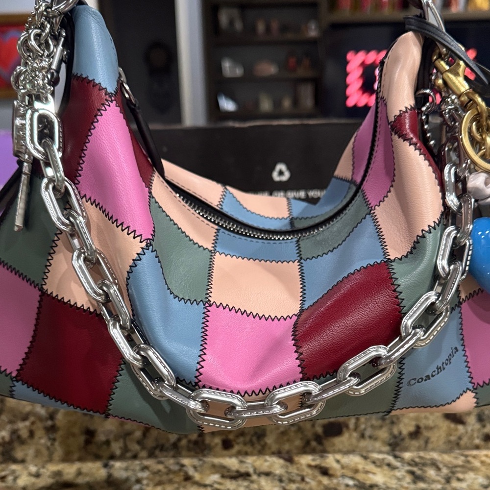 Coach Chunky Metal Silver Chain.